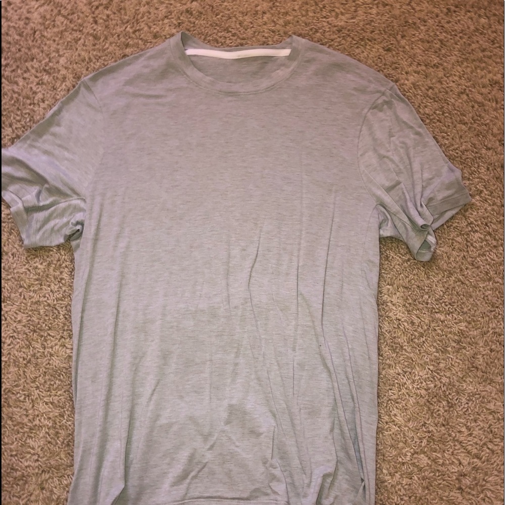 MENS lululemon t shirt